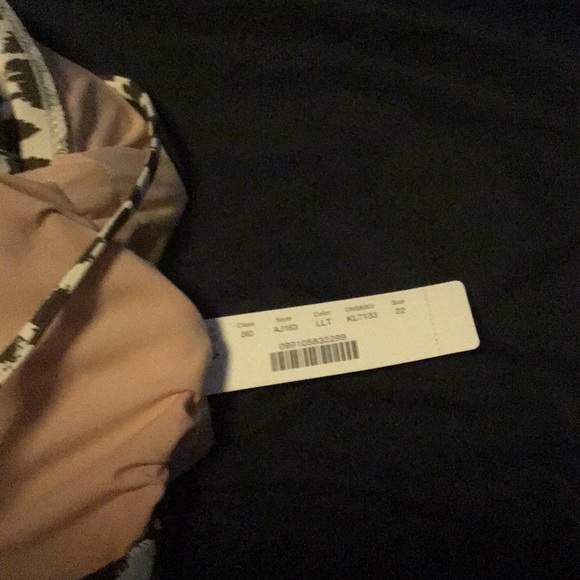 J crew bandeau swimsuit in leopard print - Picture 3 of 3